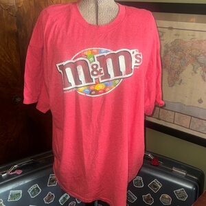 "Sweet Style: Vintage-Look Red M&M's Logo T-Shirt, Size XXL"